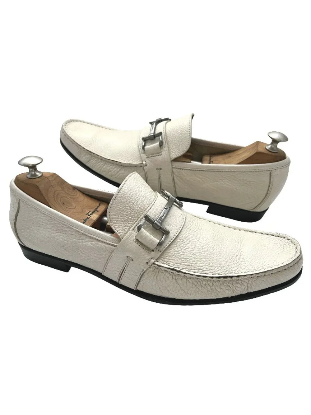 $1050 Salvatore Ferragamo White PHOENIX Shoes Gancini Silver Bit Loafers 9.5 D